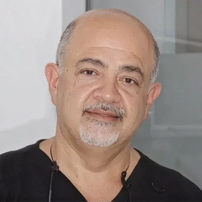 Dr. Ari Druz