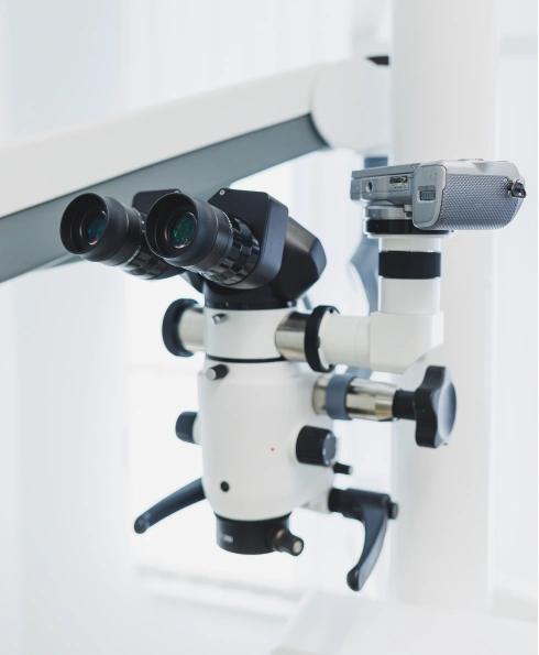 Precision Dentistry with High—Powered Microscopes